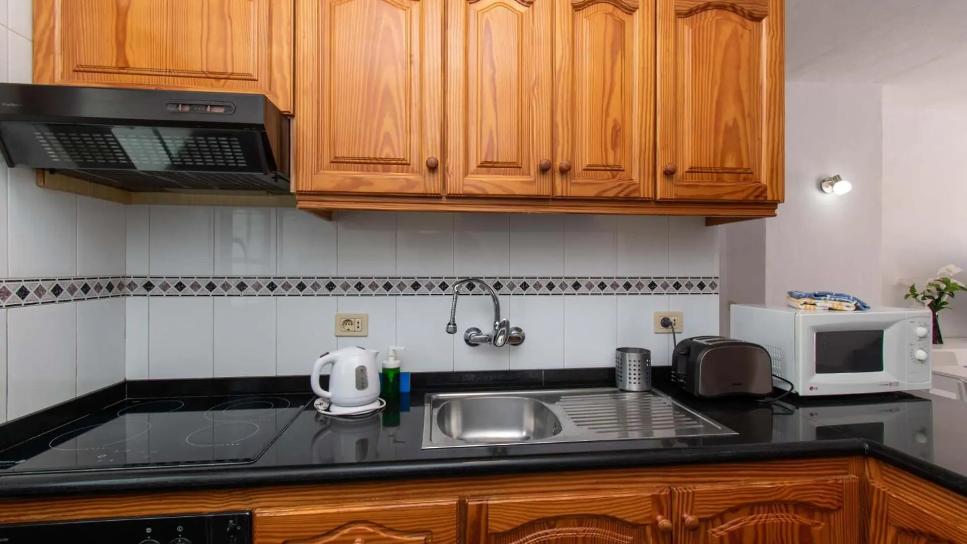 Las Floritas 18 - Two Bed Playa de las Américas Apartman